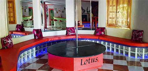 Lotus Swinger Club, Granada